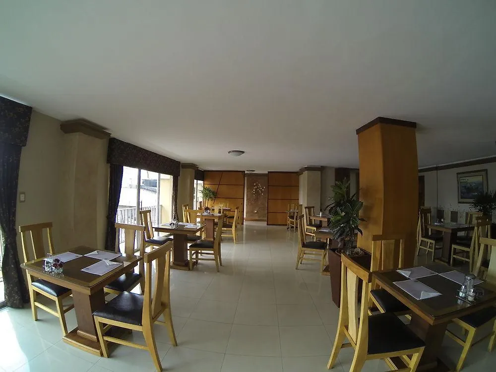 Hotel Santa Monica Cuenca 4*,