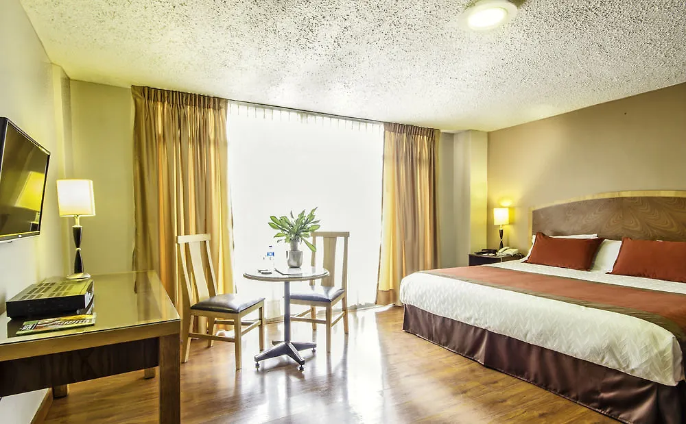 Hotel Santa Monica Cuenca Ecuador