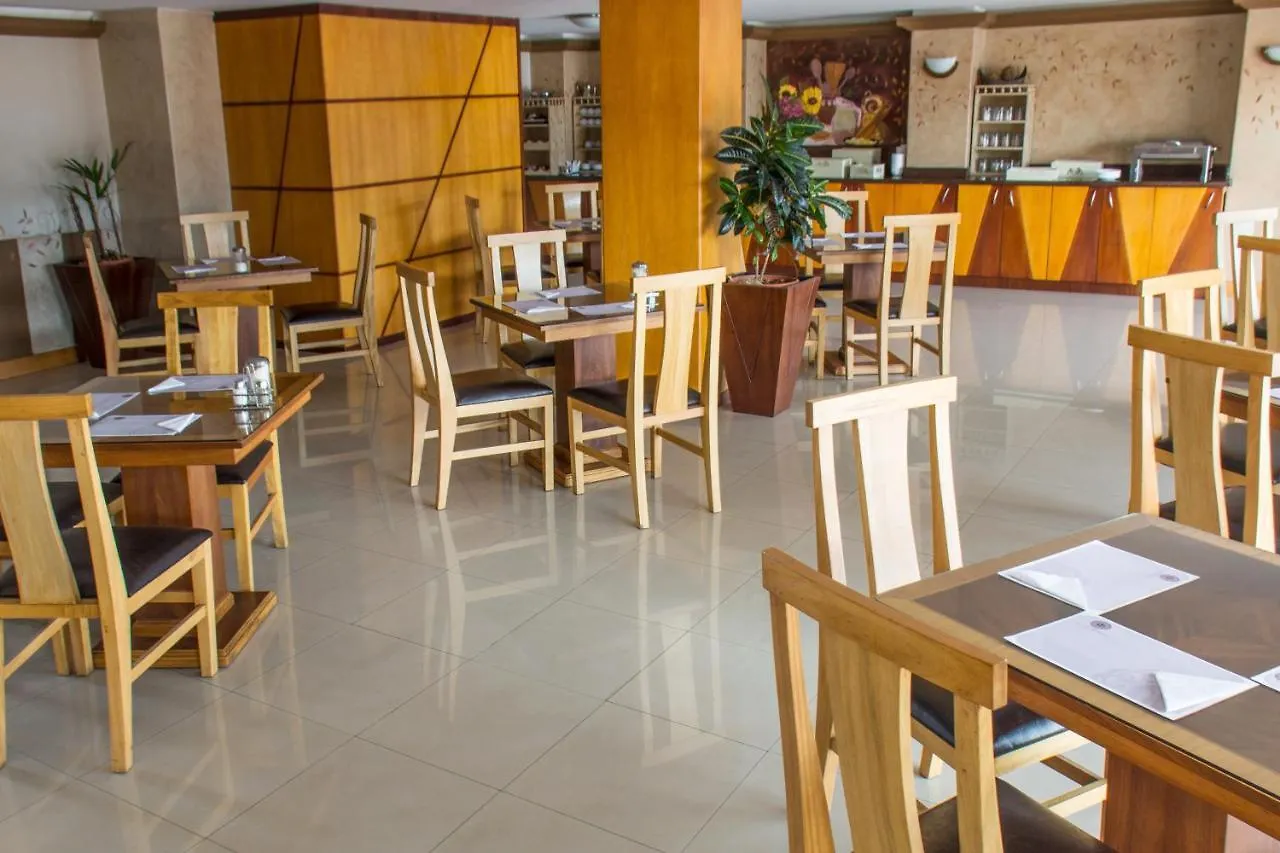****  Hotel Santa Monica Cuenca Ecuador
