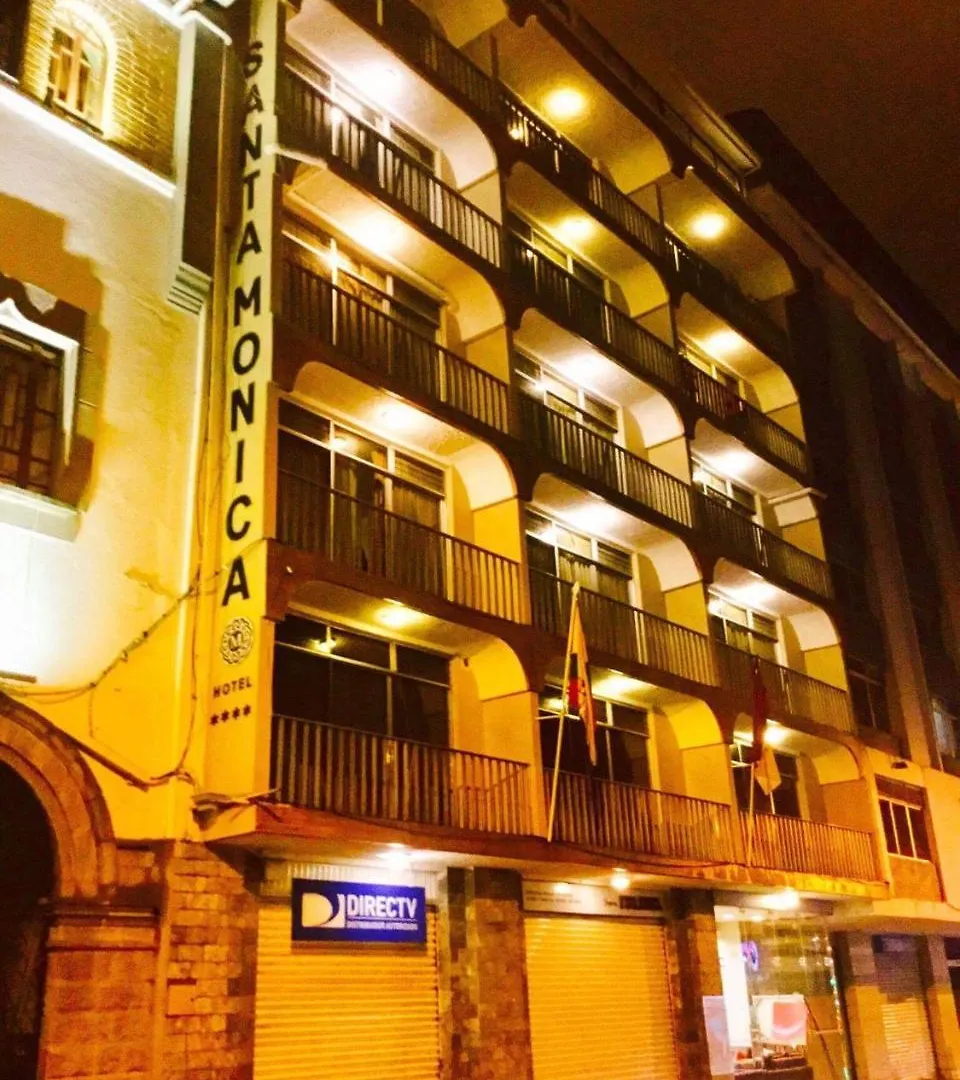 Hotel Santa Monica Cuenca